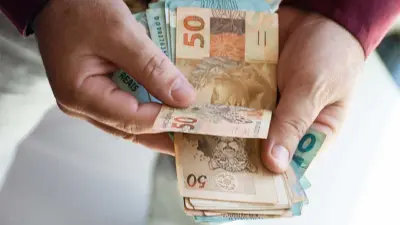 13º salário será pago em novembro? Entenda as regras e quem pode receber