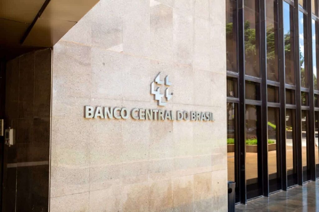 Aumento da inflação e taxa de juros do Banco Central: qual a relação entre ambos?