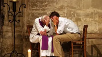 Quais pecados devo confessar ao padre? Orientação católica detalhada