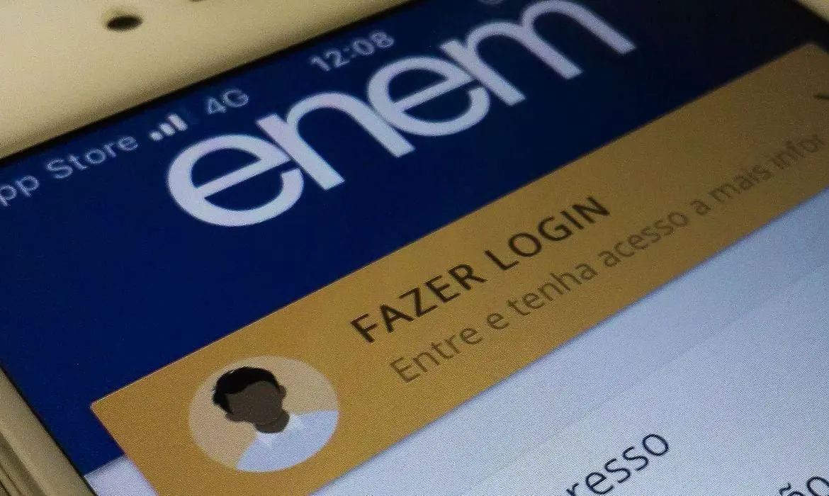 ENEM 2025: quando começar a estudar e principais matérias
