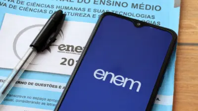 Tema da redação do ENEM 2025 volta luz à saúde mental: o impacto das telas e o debate sobre ‘brain-rot