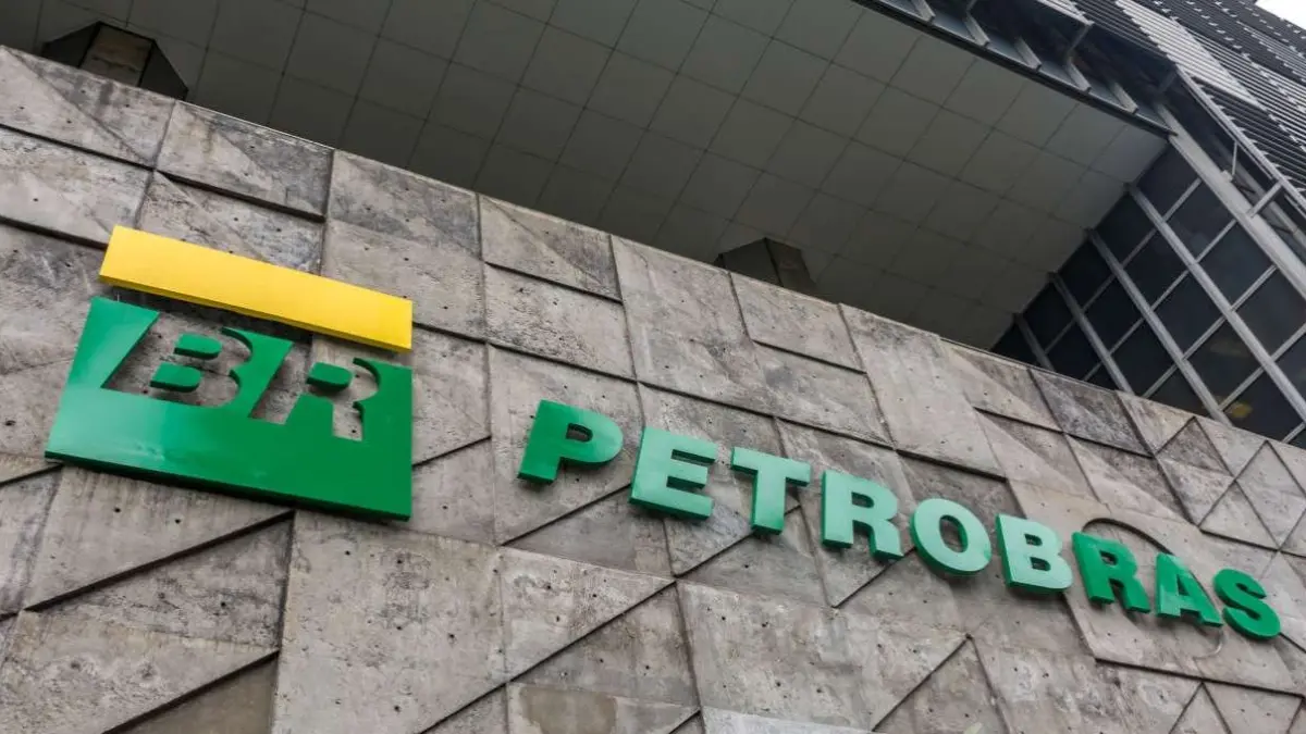 Descoberta de Hidrocarbonetos no Pré-sal pela Petrobras