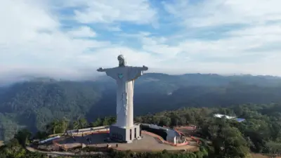 O novo Cristo Protetor que supera o Cristo Redentor do Rio de Janeiro! Saiba todos os detalhes da nova estátua