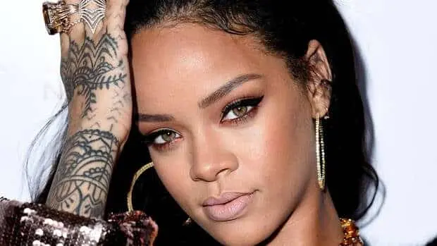 Rihanna confirmou a notícia que todos os fãs estavam esperando