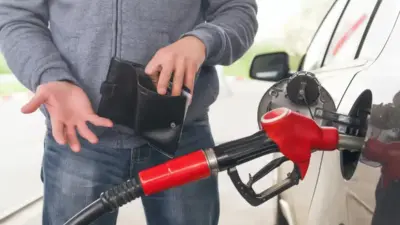 Seu bolso agradece: como economizar gasolina com hábitos simples e eficazes
