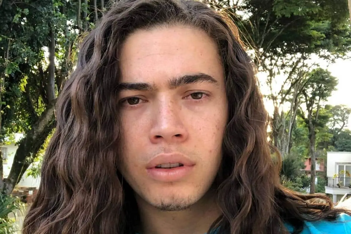Whindersson Nunes compartilha sua jornada espiritual: ‘Acredito em Deus e nos ensinamentos de Jesus