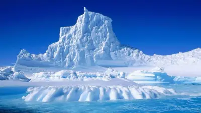 O que foi encontrado sob o gelo da Antártica vai te surpreender