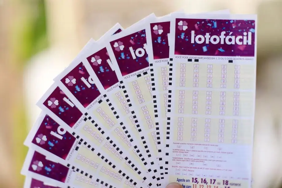 Lotofácil acumula e prêmio sobe para R$ 5 milhões; confira os números sorteados