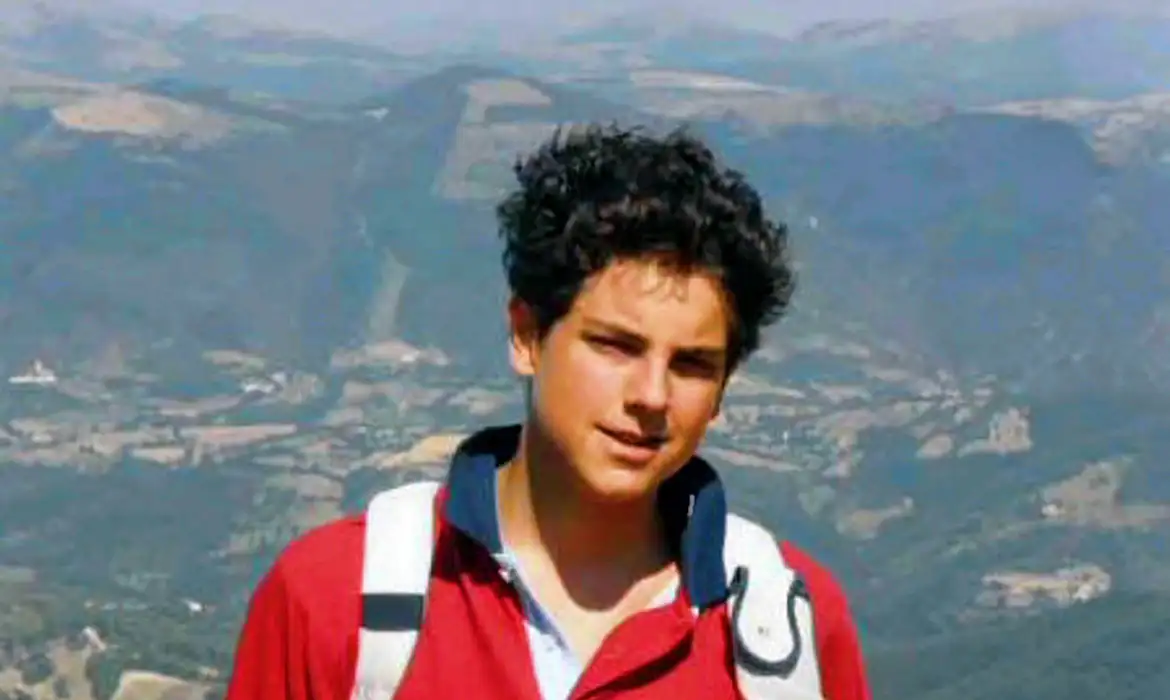 Carlo Acutis: Segredos do Influenciador Divino que Será Santo