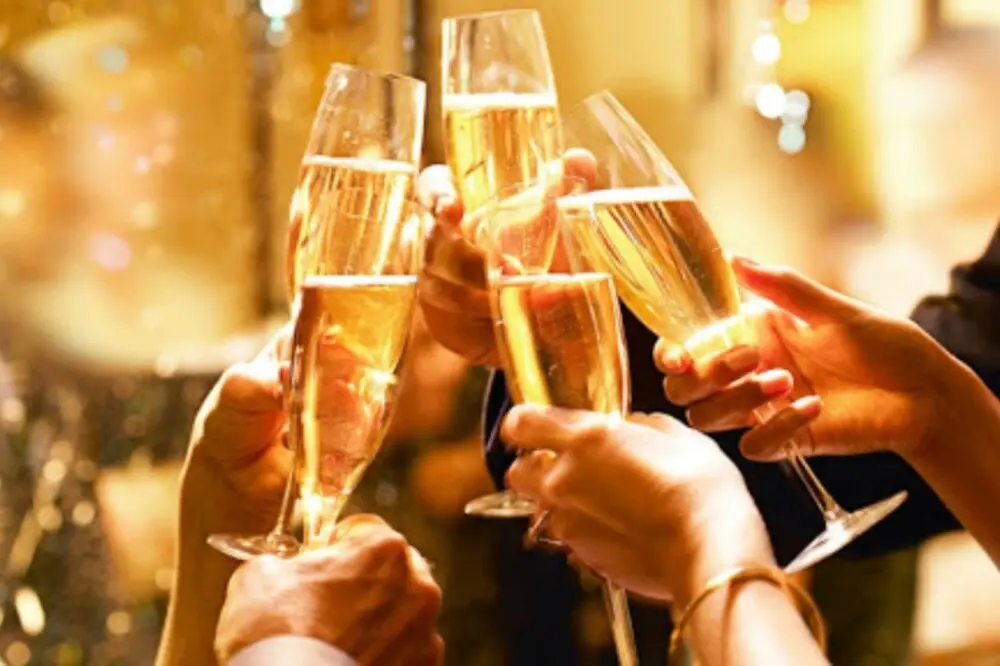 Cuidado: Sobremesas de Festas Podem Sabotar sua Saúde Bucal!